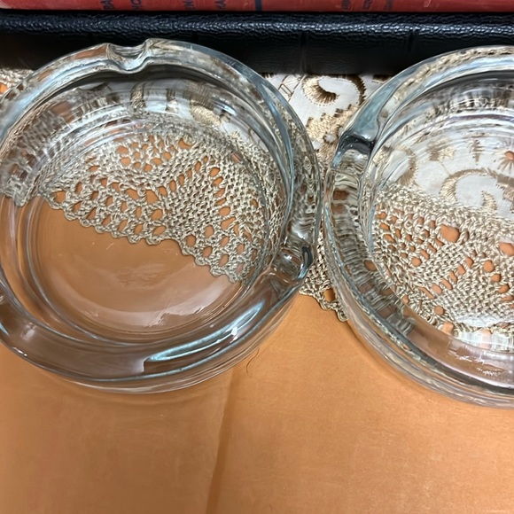 Vintage Ashtray - Picture 7 of 7